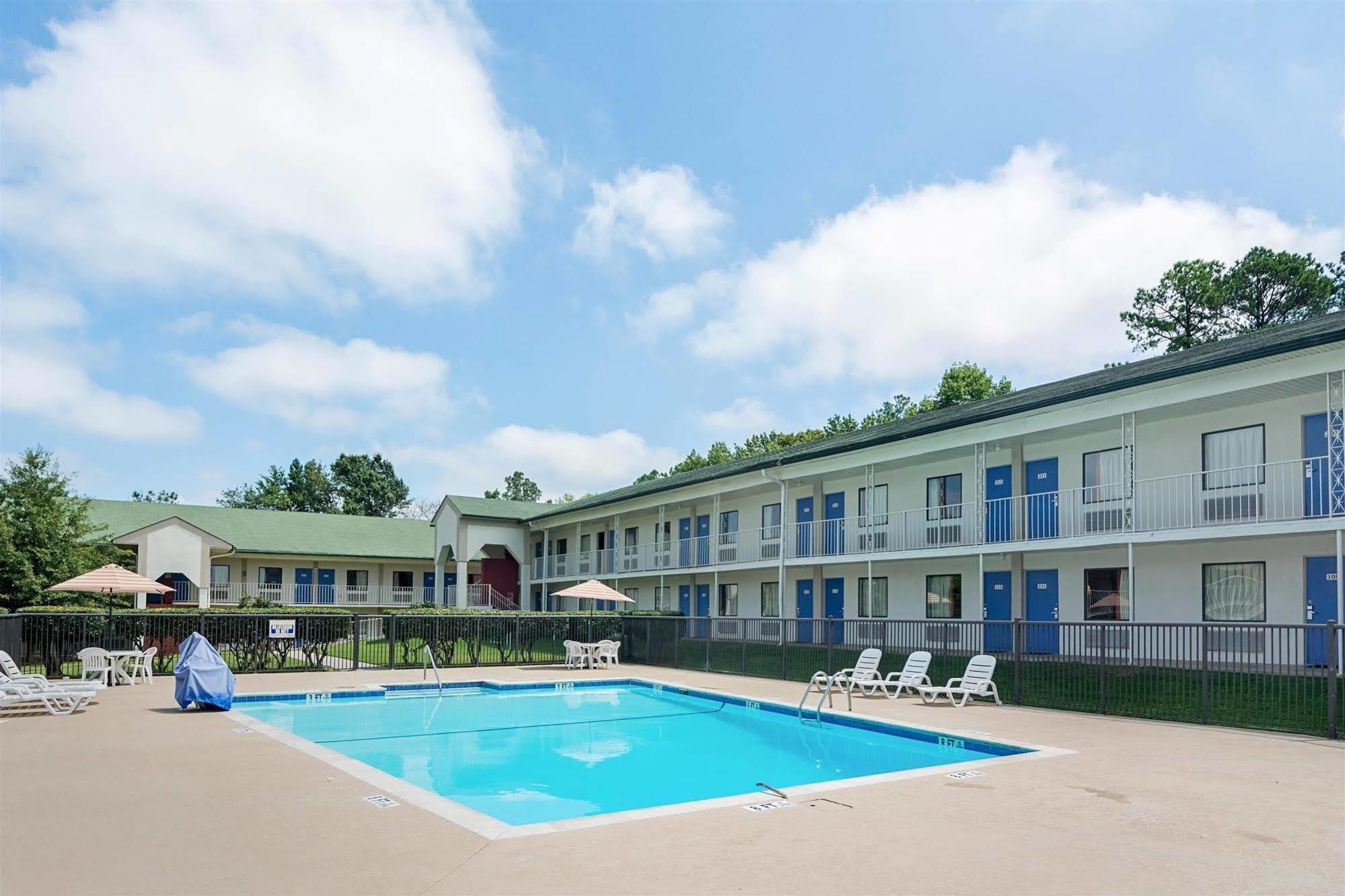 Motel 6-Gainesville, Ga ภายนอก รูปภาพ
