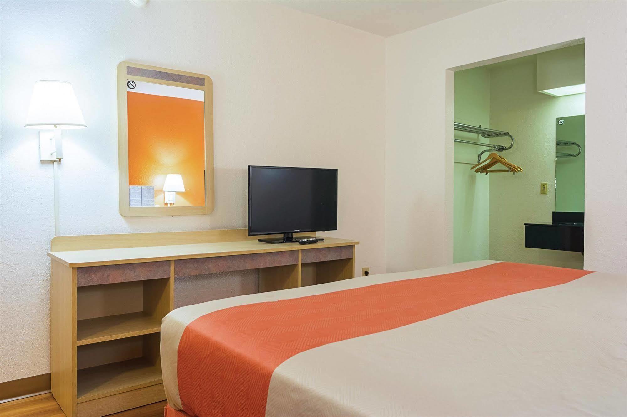 Motel 6-Gainesville, Ga ภายนอก รูปภาพ